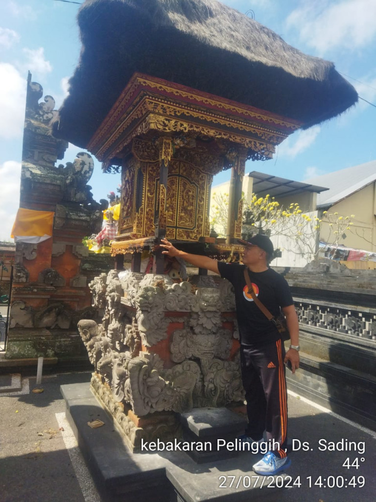 Kebakaran Pelinggih di Pura Prajapati, Banjar Karang Suwung, Desa Sading, Kecamatan Mengwi Tanggal 27 Juli 2024